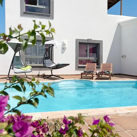 Villa Montana Roja Playa Blanca (Lanzarote)
